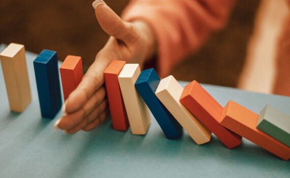 Stop vallende dominostenen